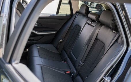 BMW 3 серия, 2019 год, 2 599 000 рублей, 9 фотография