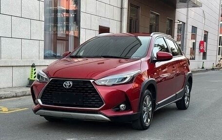 Toyota Yaris XP150 рестайлинг, 2023 год, 1 050 333 рублей, 1 фотография