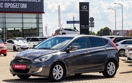 Hyundai Solaris II рестайлинг, 2012 год, 795 000 рублей, 1 фотография