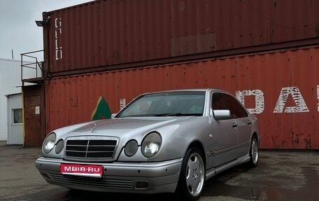 Mercedes-Benz E-Класс, 1996 год, 400 000 рублей, 1 фотография