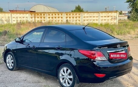 Hyundai Solaris II рестайлинг, 2012 год, 1 030 000 рублей, 6 фотография