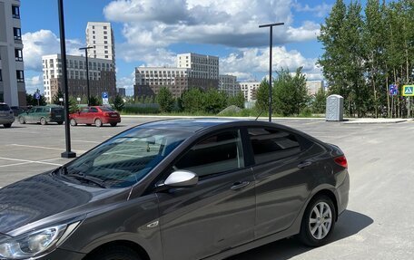 Hyundai Solaris II рестайлинг, 2012 год, 750 000 рублей, 8 фотография