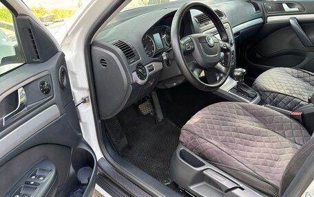 Skoda Octavia, 2012 год, 840 000 рублей, 10 фотография