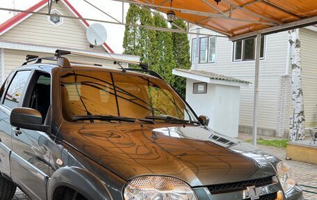 Chevrolet Niva I рестайлинг, 2016 год, 710 000 рублей, 2 фотография