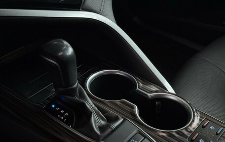 Toyota Camry, 2021 год, 3 249 000 рублей, 11 фотография