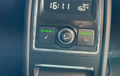 Skoda Superb III рестайлинг, 2012 год, 1 299 000 рублей, 27 фотография