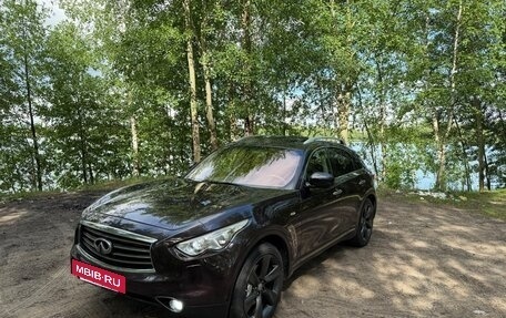 Infiniti FX II, 2012 год, 2 100 000 рублей, 2 фотография