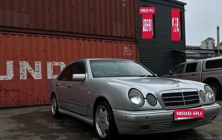 Mercedes-Benz E-Класс, 1996 год, 400 000 рублей, 2 фотография