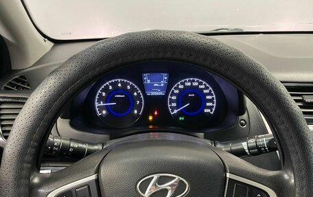 Hyundai Solaris II рестайлинг, 2013 год, 750 000 рублей, 14 фотография