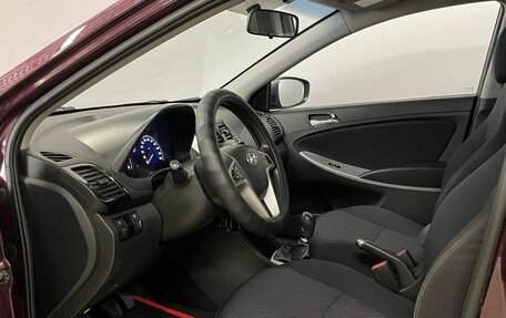 Hyundai Solaris II рестайлинг, 2013 год, 750 000 рублей, 11 фотография