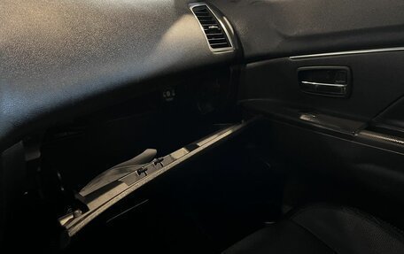 Mitsubishi ASX I рестайлинг, 2013 год, 1 100 000 рублей, 29 фотография