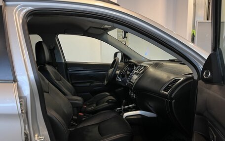 Mitsubishi ASX I рестайлинг, 2013 год, 1 100 000 рублей, 28 фотография
