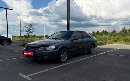 Toyota Camry, 1996 год, 330 000 рублей, 1 фотография