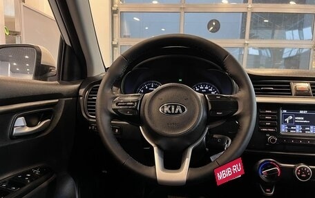KIA Rio IV, 2018 год, 895 000 рублей, 10 фотография