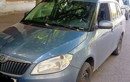 Skoda Fabia II, 2012 год, 300 000 рублей, 3 фотография