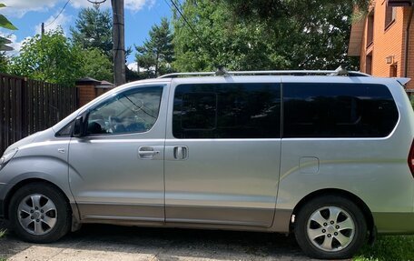 Hyundai Grand Starex Grand Starex I рестайлинг 2, 2010 год, 1 100 000 рублей, 3 фотография