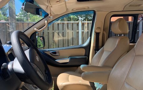 Hyundai Grand Starex Grand Starex I рестайлинг 2, 2010 год, 1 100 000 рублей, 9 фотография