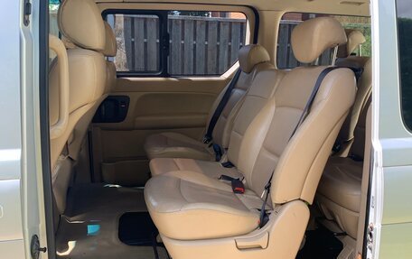 Hyundai Grand Starex Grand Starex I рестайлинг 2, 2010 год, 1 100 000 рублей, 6 фотография