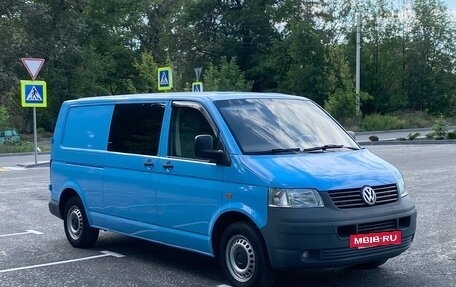 Volkswagen Transporter T5 рестайлинг, 2007 год, 1 020 000 рублей, 3 фотография