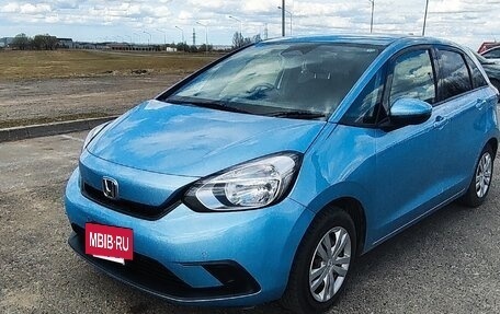 Honda Fit, 2020 год, 1 240 000 рублей, 3 фотография