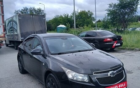 Chevrolet Cruze II, 2011 год, 800 000 рублей, 14 фотография