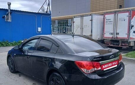 Chevrolet Cruze II, 2011 год, 800 000 рублей, 8 фотография
