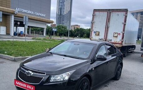 Chevrolet Cruze II, 2011 год, 800 000 рублей, 6 фотография