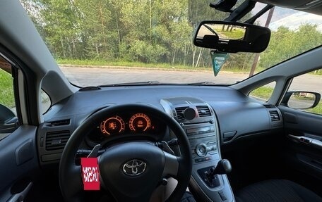 Toyota Auris II, 2007 год, 690 000 рублей, 16 фотография