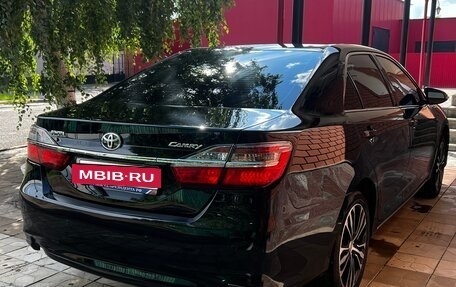 Toyota Camry, 2015 год, 2 200 000 рублей, 14 фотография