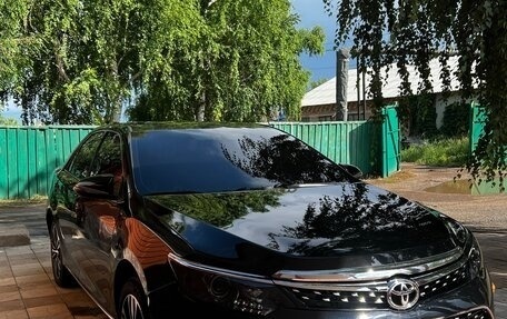 Toyota Camry, 2015 год, 2 200 000 рублей, 13 фотография