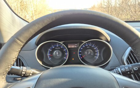 Hyundai ix35 I рестайлинг, 2014 год, 1 490 000 рублей, 10 фотография