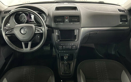 Skoda Yeti I рестайлинг, 2017 год, 1 099 000 рублей, 9 фотография