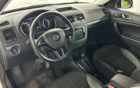 Skoda Yeti I рестайлинг, 2017 год, 1 099 000 рублей, 10 фотография