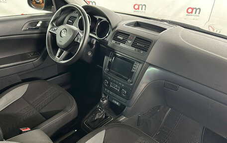 Skoda Yeti I рестайлинг, 2017 год, 1 099 000 рублей, 12 фотография