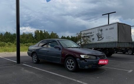 Toyota Camry, 1996 год, 330 000 рублей, 2 фотография