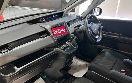 Honda Freed II, 2018 год, 1 427 000 рублей, 15 фотография