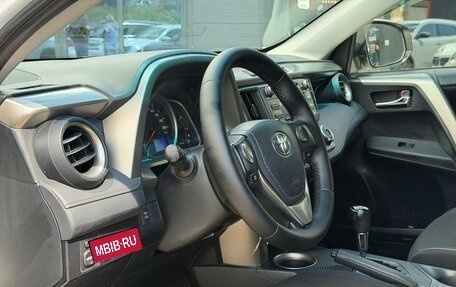 Toyota RAV4, 2015 год, 1 599 000 рублей, 17 фотография