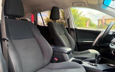 Toyota RAV4, 2015 год, 1 599 000 рублей, 29 фотография