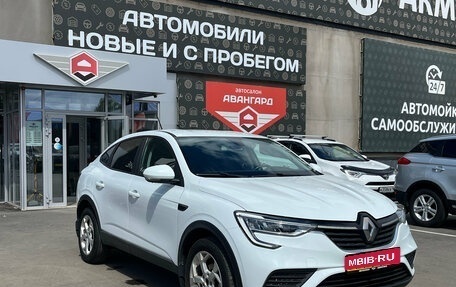 Renault Arkana I, 2021 год, 1 800 000 рублей, 1 фотография