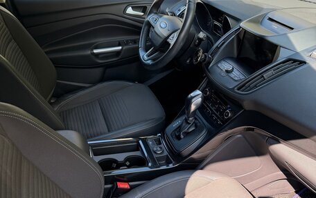 Ford Kuga III, 2019 год, 1 800 000 рублей, 8 фотография