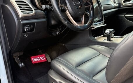 Jeep Grand Cherokee, 2013 год, 1 990 000 рублей, 12 фотография