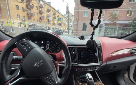 Maserati Levante I, 2021 год, 8 500 000 рублей, 16 фотография