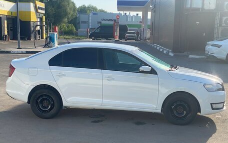 Skoda Rapid I, 2015 год, 670 000 рублей, 7 фотография