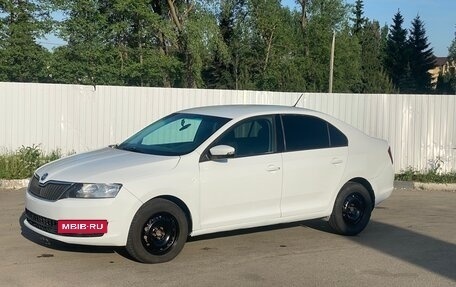 Skoda Rapid I, 2015 год, 670 000 рублей, 3 фотография