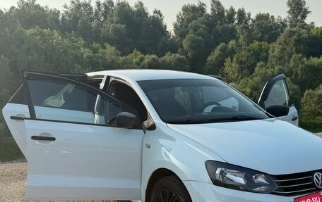 Volkswagen Polo VI (EU Market), 2015 год, 1 160 000 рублей, 26 фотография
