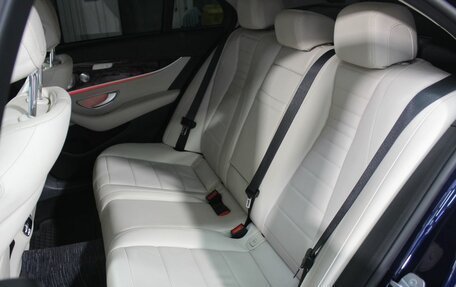 Mercedes-Benz E-Класс, 2017 год, 4 250 000 рублей, 3 фотография