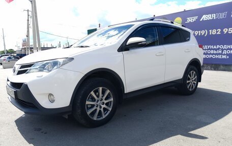 Toyota RAV4, 2013 год, 1 800 000 рублей, 8 фотография