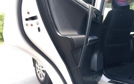 Toyota RAV4, 2013 год, 1 800 000 рублей, 15 фотография