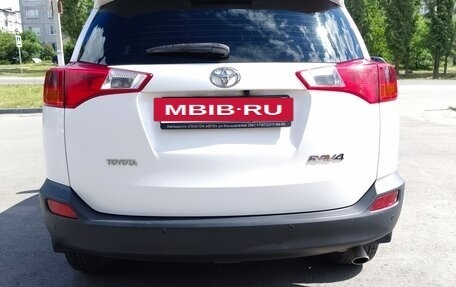 Toyota RAV4, 2013 год, 1 800 000 рублей, 5 фотография