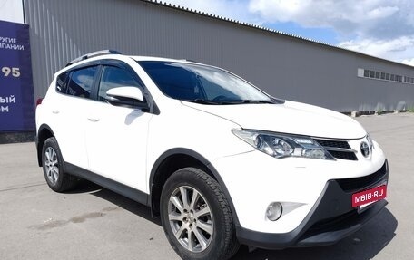 Toyota RAV4, 2013 год, 1 800 000 рублей, 2 фотография
